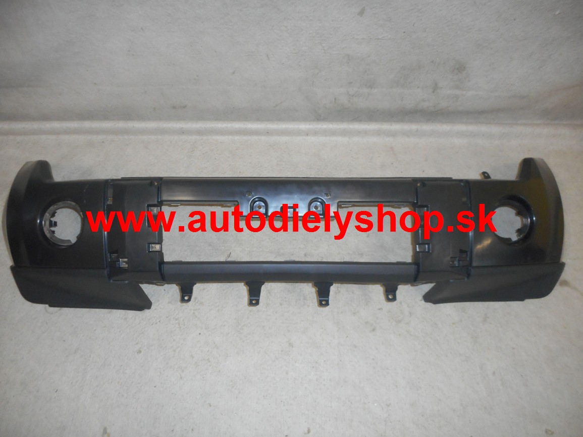 Mitsubishi PAJERO 11/06- predný nárazník s otvormi na hmlovky čierny