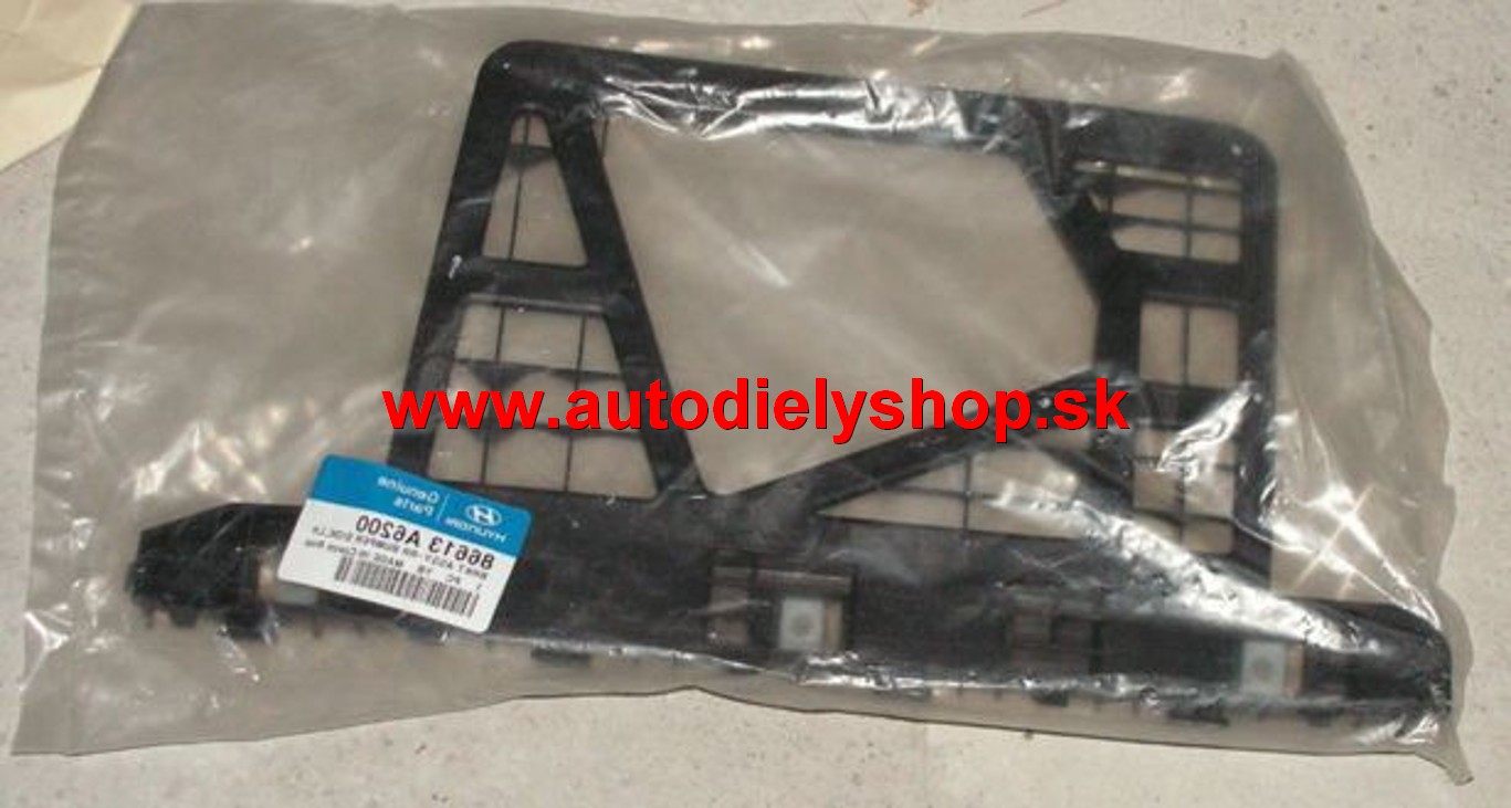 Hyundai I30 2012- Vnútorný držiak zadného nárazníka, pravý /pre SW KOMBI/ - Orig