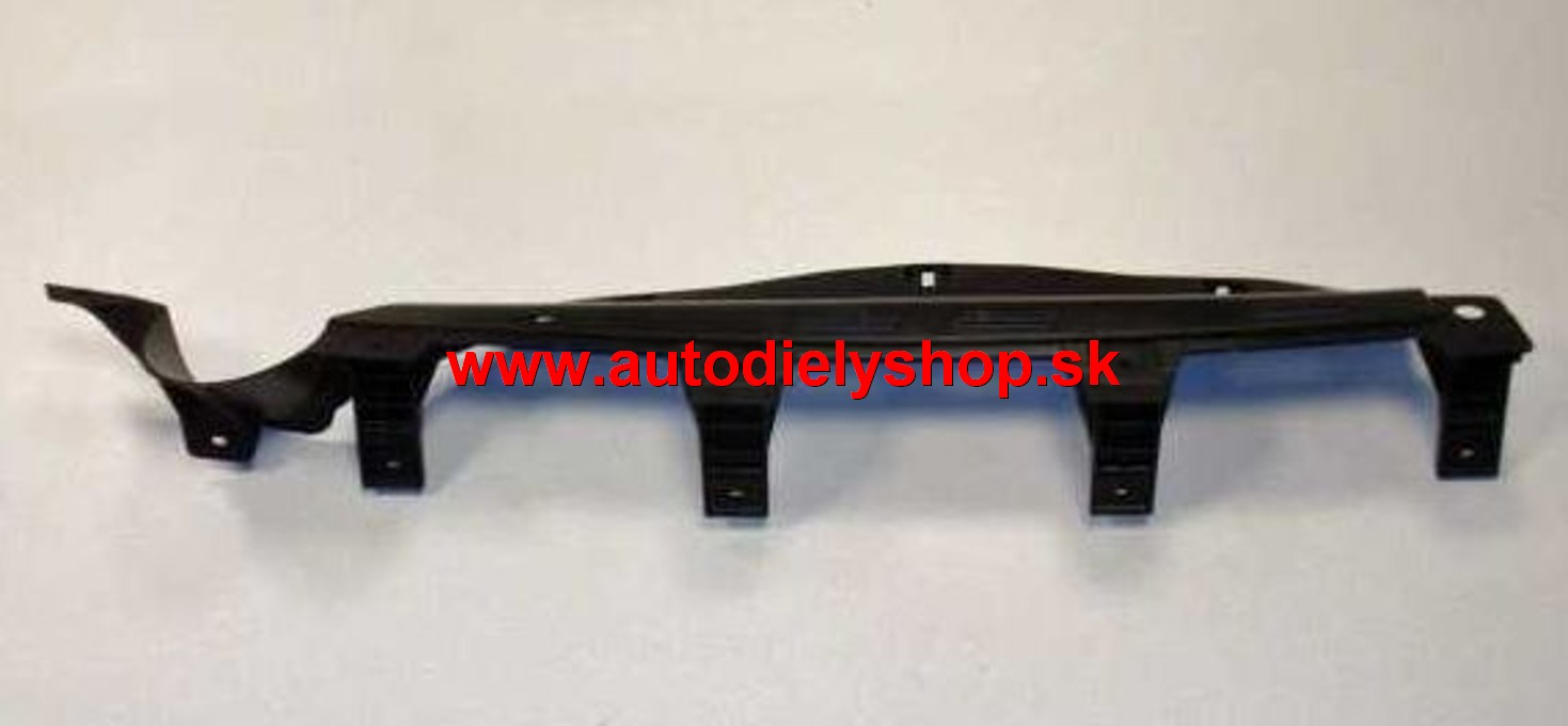 KIA Cee'd 1/2010- stredný držiak zadného nárazníku pre KOMBI ORIGINÁL