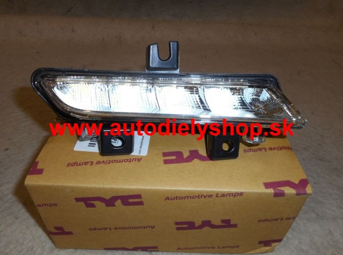 Renault CAPTUR 2013- denné svietenie LED ľavé /TYC/