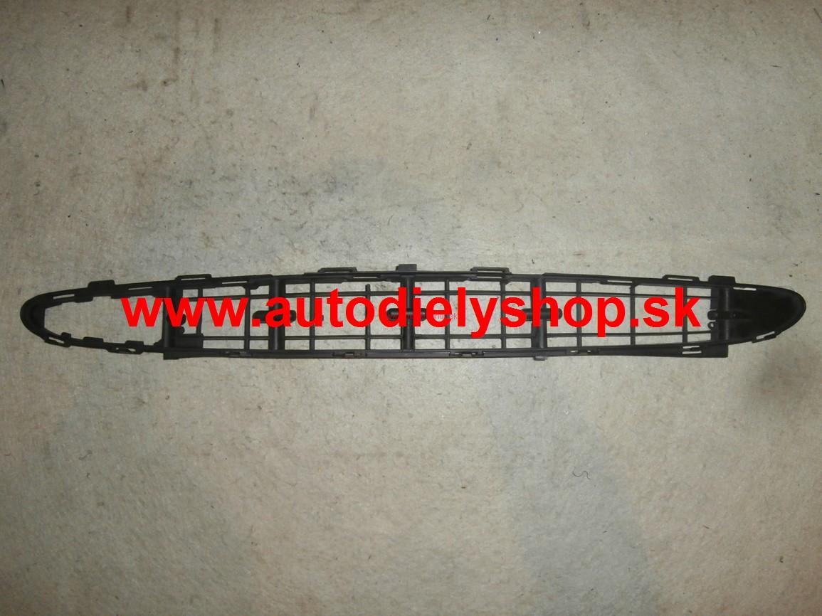  MERCEDES BENZ A W168 8/00-8/04- MRIEŽKA NÁRAZNÍKA STREDOVÁ