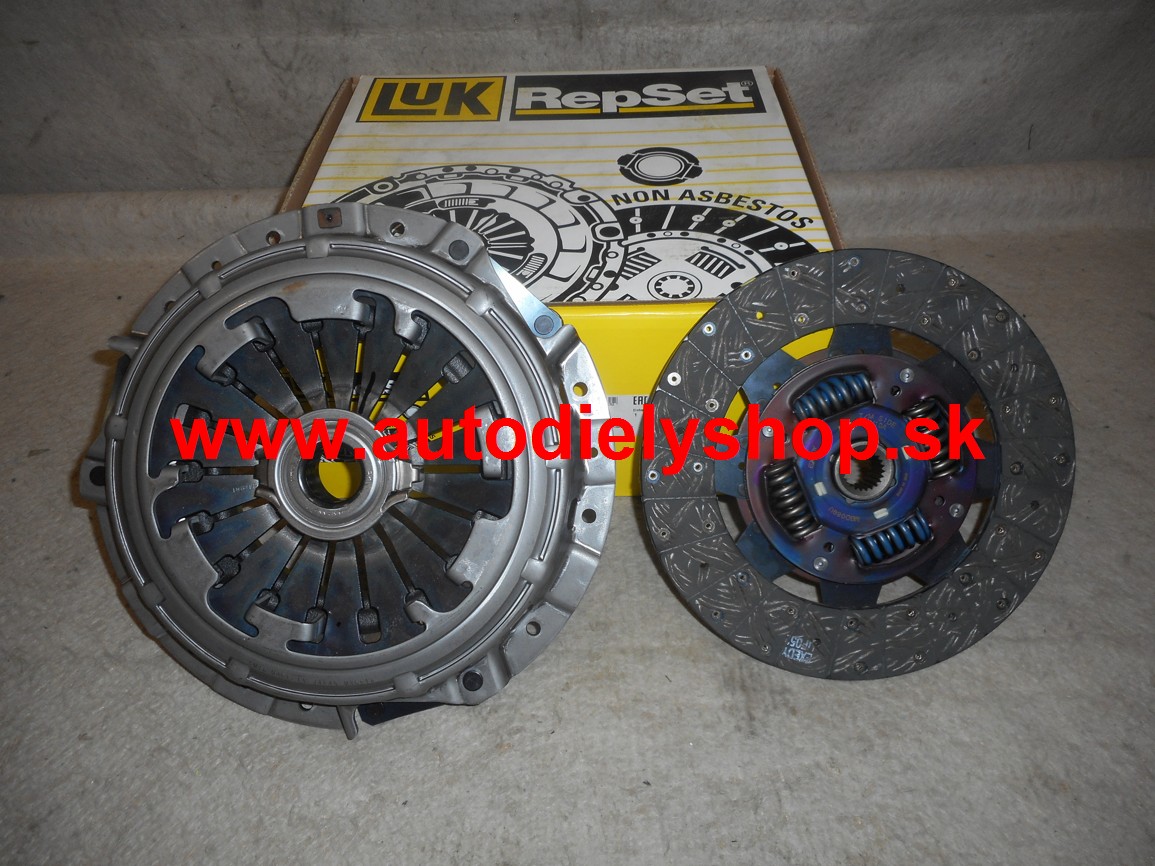 Mitsubishi PAJERO 11/06-  Spojková sada komplet na 3,2 Di