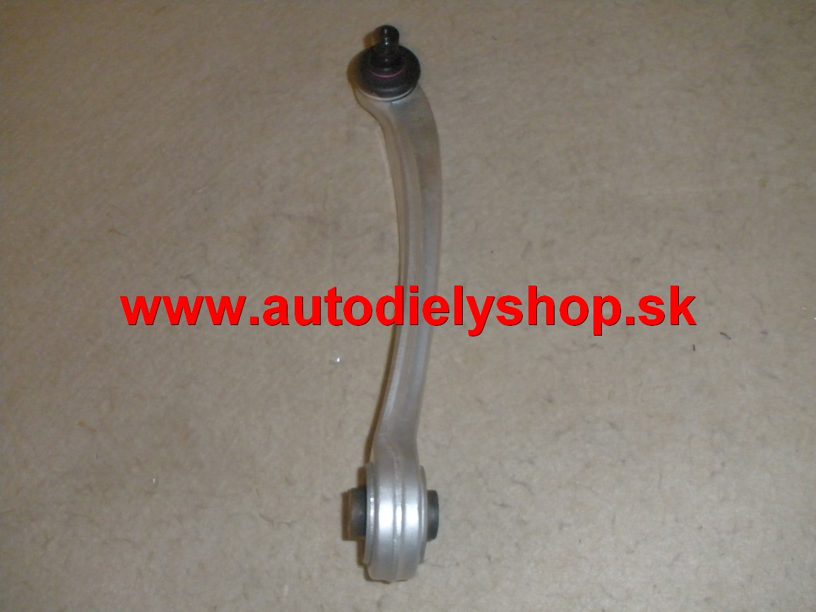 VW Passat B5.5 00-05 predné rameno PREHNUTÉ horné s predu pravé. 