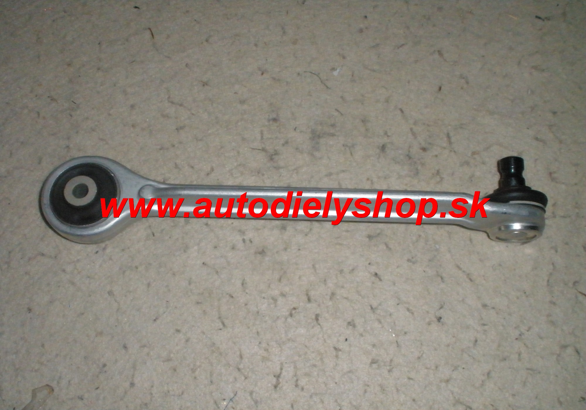 VW Passat B5.5 00-05 predné rameno ROVNÉ horné s predu Lavé 