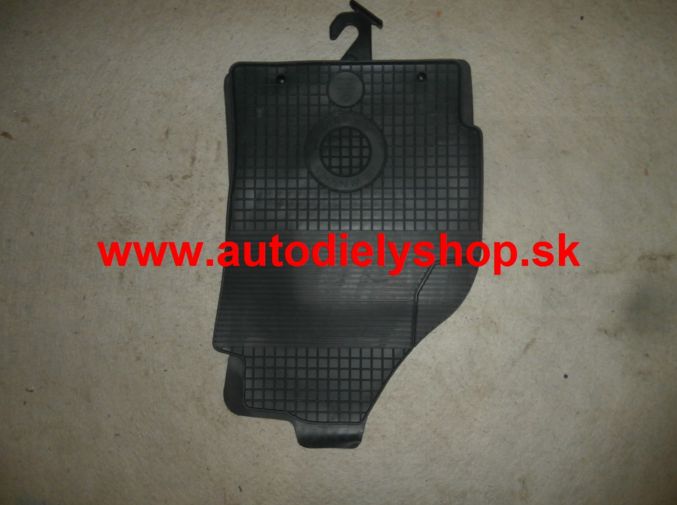 Peugeot 4008 5/2012- Gumové koberce sada 4 ks čierne 