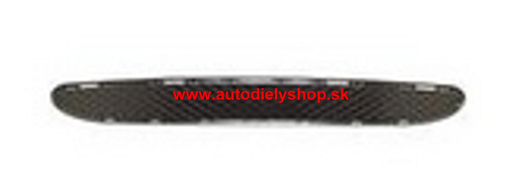  Mercedes W203 "C" 5/00-10/04 mriežka nárazníka /stredová/ 