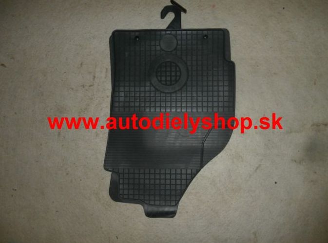  Audi Q7 3/2006- gumové koberčeky čierna sada 4 kusy