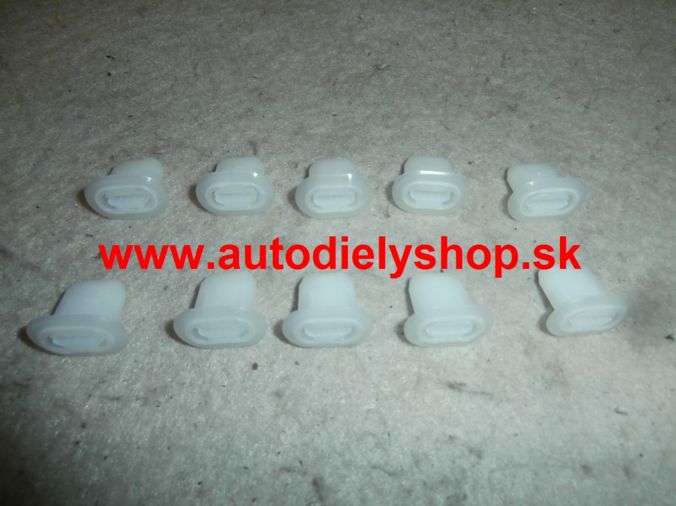  Citroen C3 12/05- montážne kocky 10 ks veľa použití