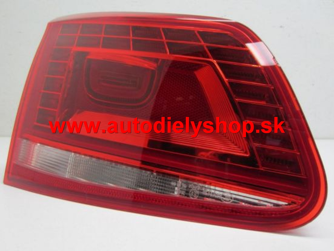 VW TOUAREG 01/10- zadné svetlo vnútorné ľavé, LED
