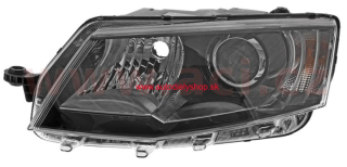Škoda OCTAVIA III 11/2012- predné svetlo XENON D3S ľavé MAGNETI MARELLI