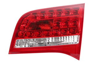 Audi A6 10/08- zadné svetlo vnútorné pravé LED /PRE KOMBI/ /VALEO/